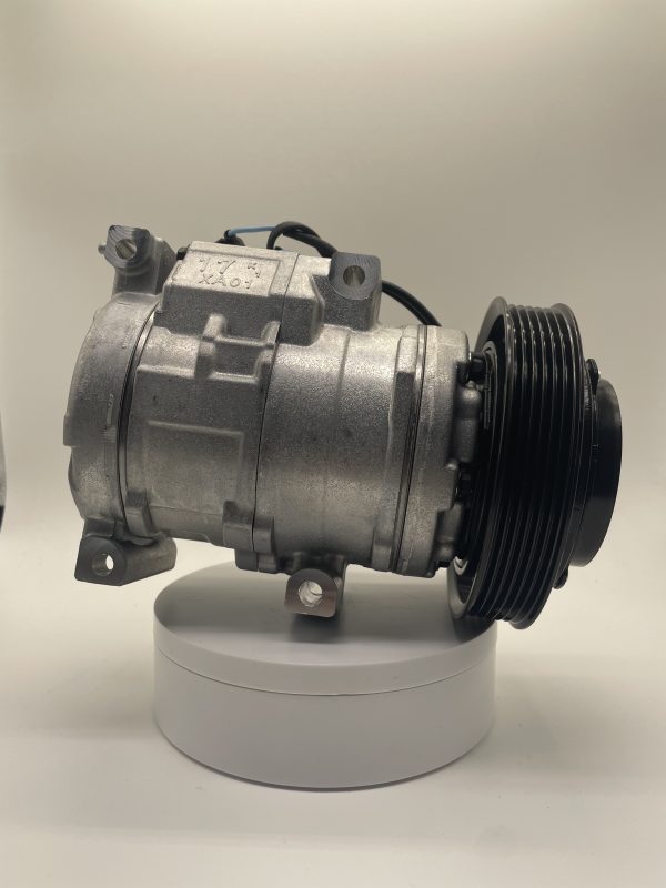 OE 4711633 Applicable To Honda Zoge Compressor - Image 2