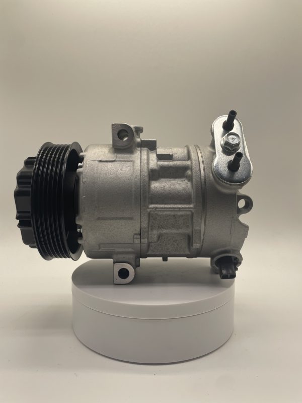 55701200 A New A/C Compressor For The Opel Vauxhall - Image 3