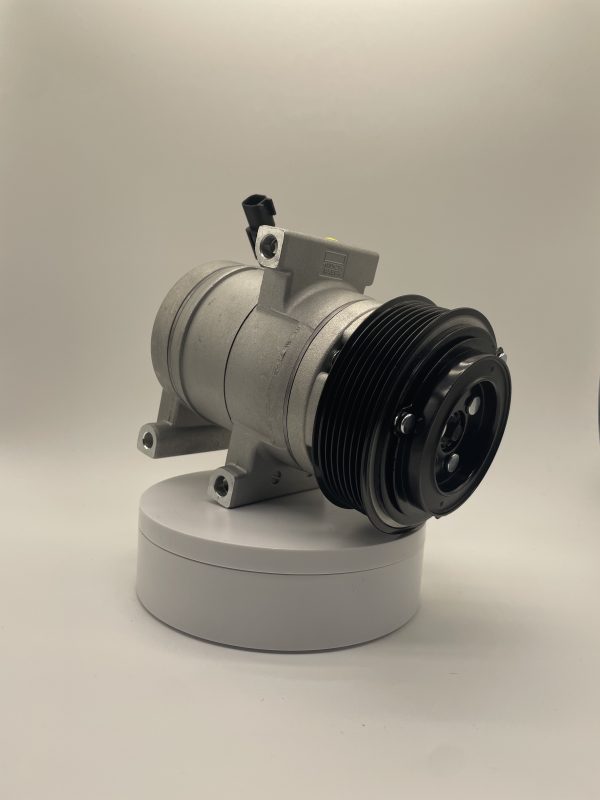OE 1715093 New Ford Car Compressor - Image 3
