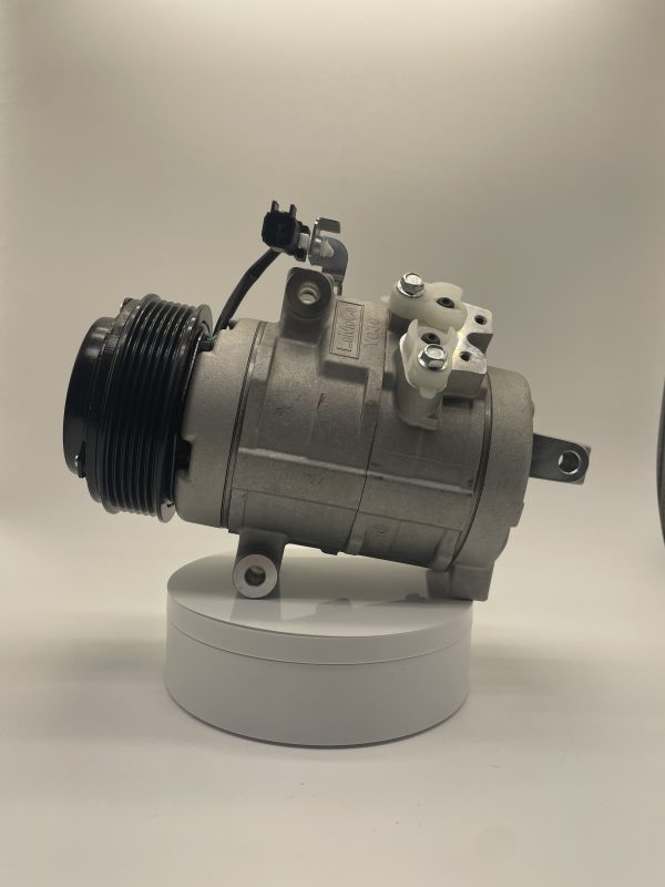 A/C Compressor MAZDA CX9 / CX7 TD1561K00 TD1561450A