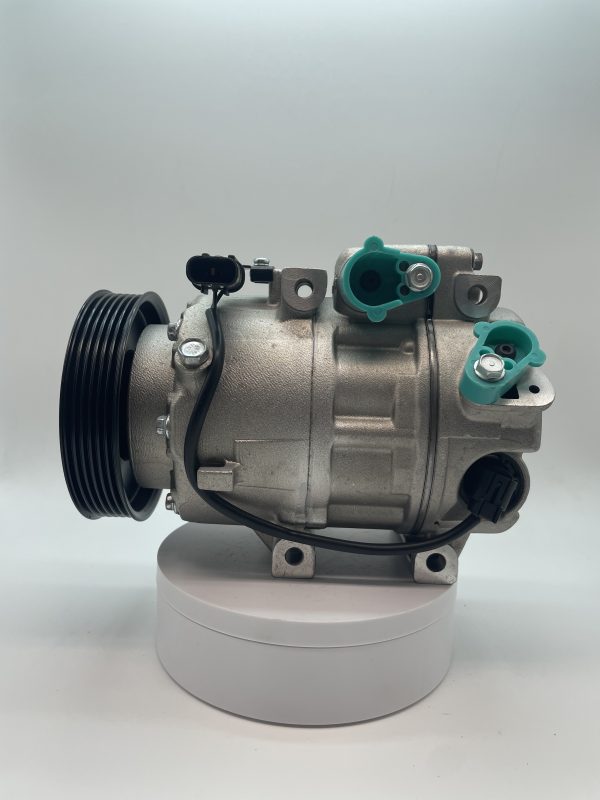 A/C Compressor 977012Y500  VS14 A/C Compressor Hyundai IX35 2.0 CRDI