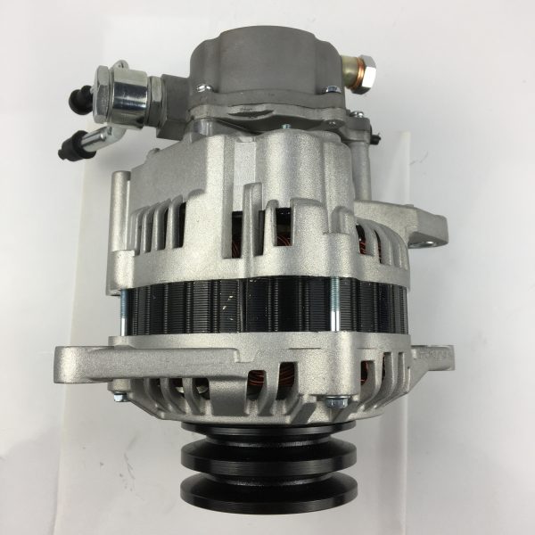 Dongfeng Cummins ISDE6.7 Generator 4944738 - Image 8