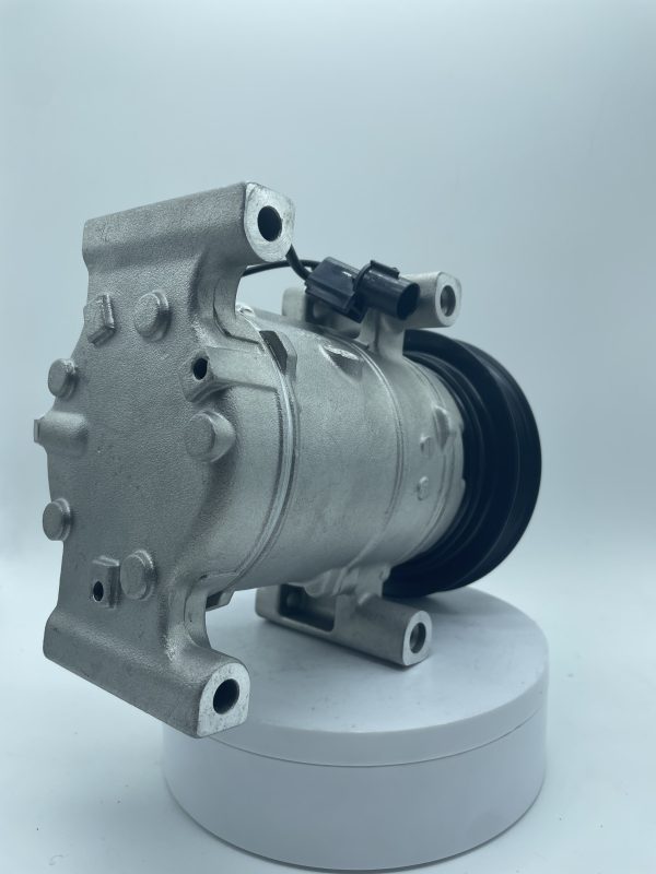 A/C Compressor is a Roewe 350 Refrigeration pumps 13 - Image 5