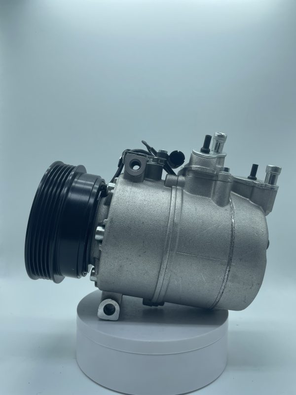Roewe 550/750 A/C Compressor 1.8T 12