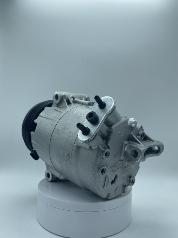 Buick LaCrosse 2.4 Oil-electric Hybrid A/C Compressor 7 - Image 3