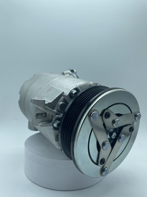 Land Rover Extreme Light VS16 AC Compressor - Image 9