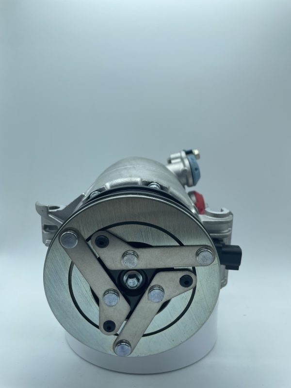 Land Rover Extreme Light VS16 AC Compressor - Image 10