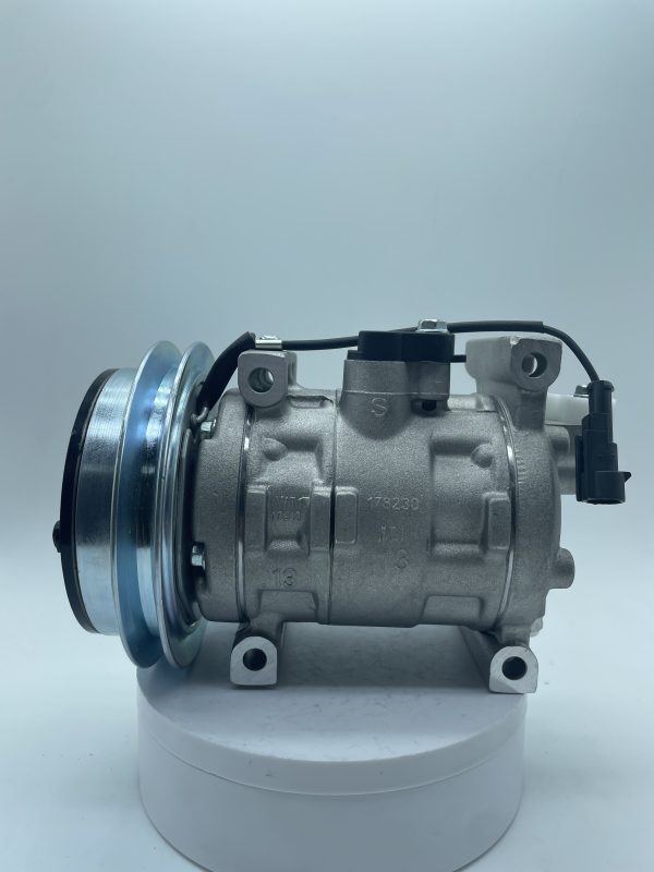 Wingle 3 5 V220 V240 4Y A/C Compressor108803