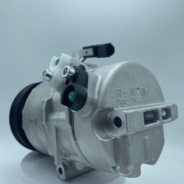 AC Compressor Hyundai Starex (H1) - Image 3