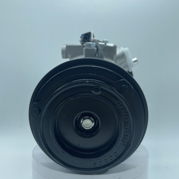 AC Compressor Hyundai Starex (H1) - Image 6