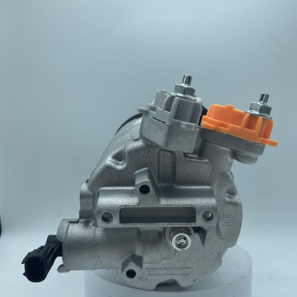 AC Compresser Ford maverick 2.0 tribute Lincoln - Image 4