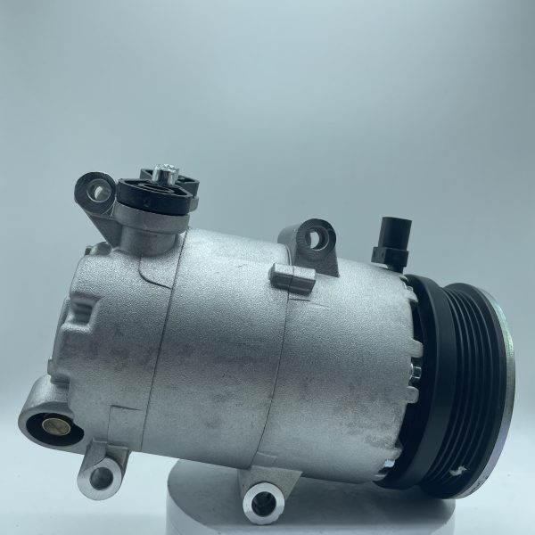 Ford Focus's Air Conditioning Compressor - Image 6