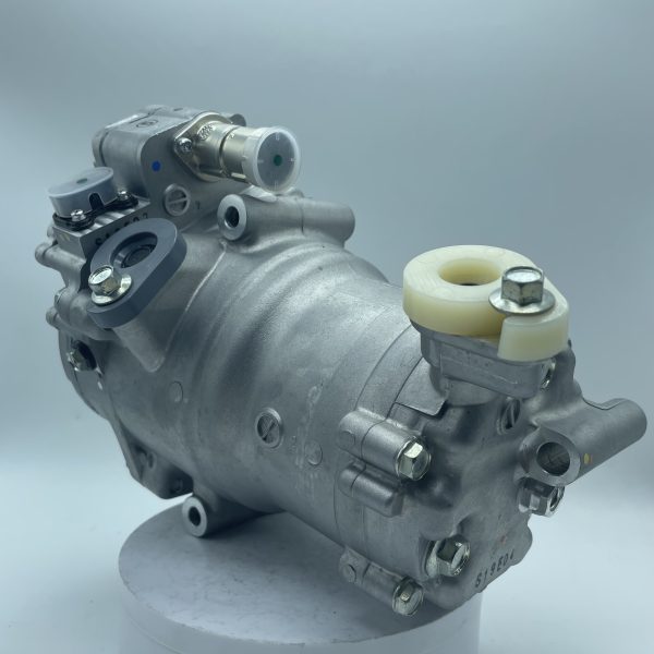 Geely Pro ev450 AC Compressor OE06737164 AKJ200A301 067 37721 - Image 6