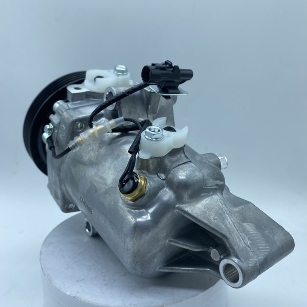 A/C Compressor Suzuki Splash / Suzuki Ignis Swift - Image 4
